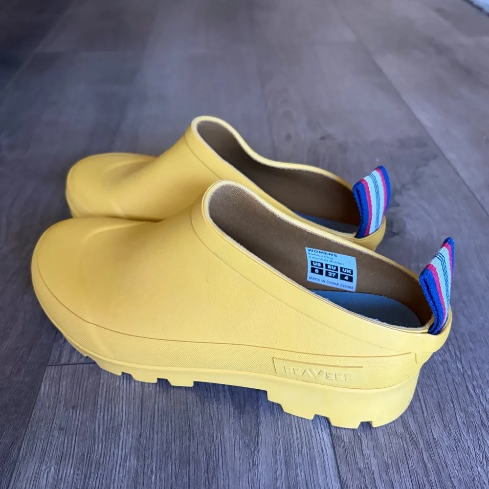 SeaVees Women’s Bodega Clog size 6 - Picture 5 of 8
